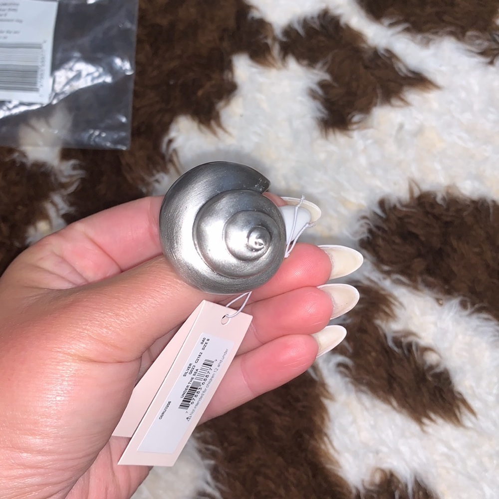 NWT Kate Spade statement shell ring 🐚 - Picture 3 of 5